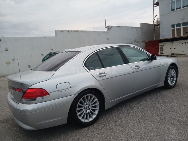 BMW 735-9