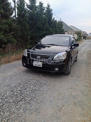 Kia Rio-1