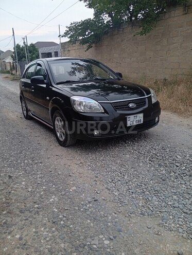 Kia Rio-2