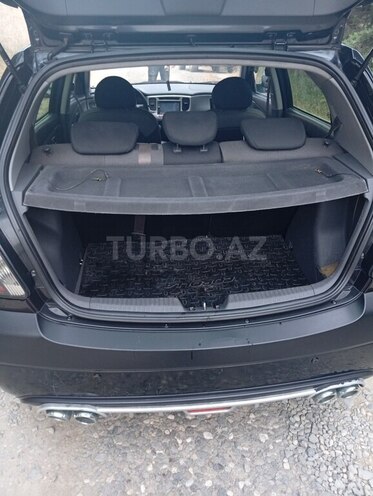 Kia Rio-5