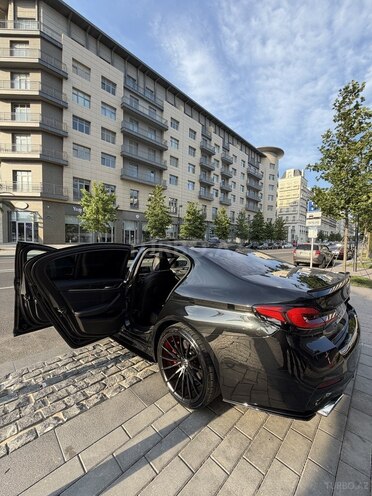 BMW 530-9
