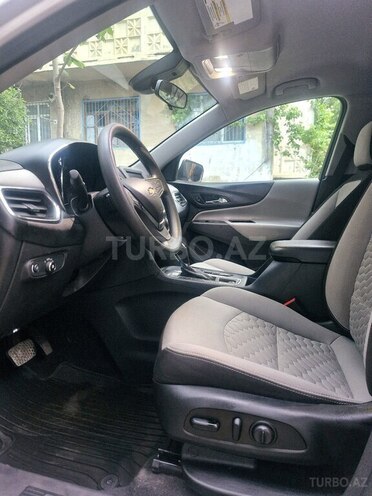 Chevrolet Equinox-8