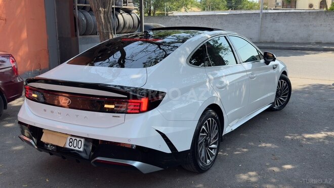 Hyundai Sonata-5