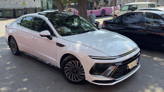 Hyundai Sonata-3