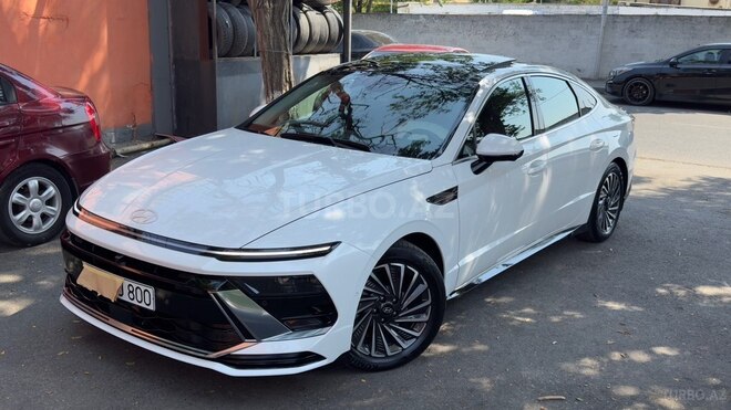 Hyundai Sonata-2