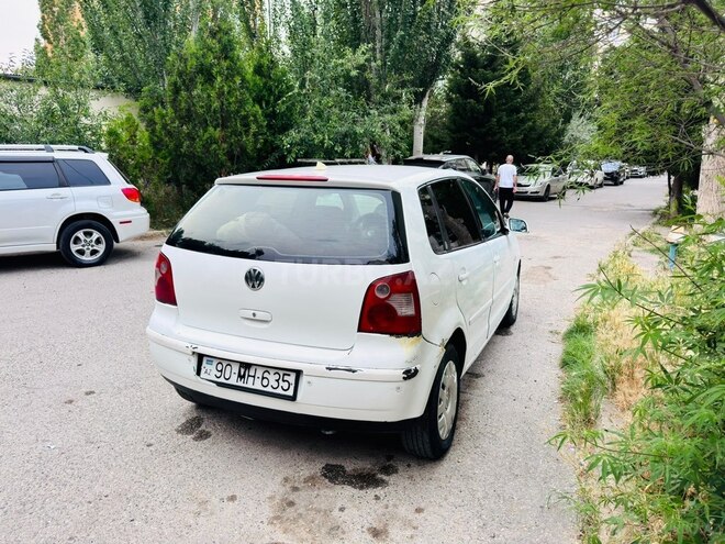 Volkswagen Polo-4