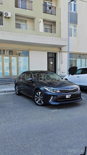 Kia K5-1
