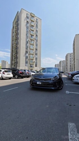 Kia K5-3