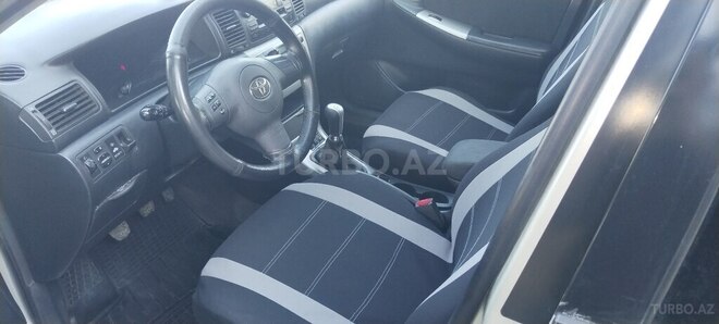Toyota Corolla-8