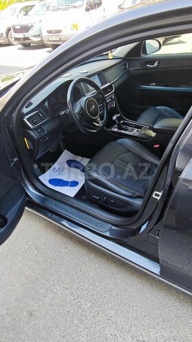 Kia K5-10