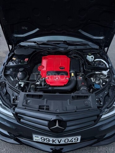 Mercedes C 250-9