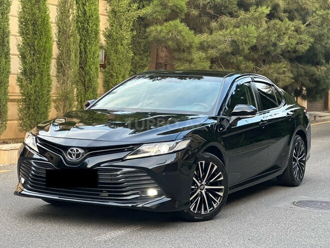 Toyota Camry-1