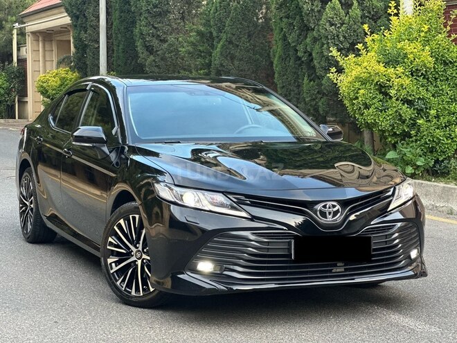 Toyota Camry-12