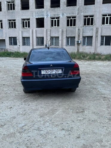 Mercedes C 200-4