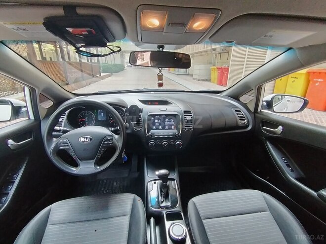 Kia Cerato-7