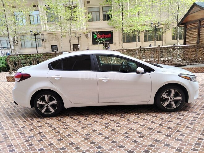 Kia Cerato-4