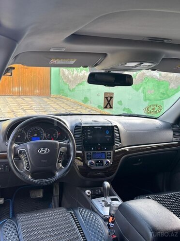 Hyundai Santa Fe-9