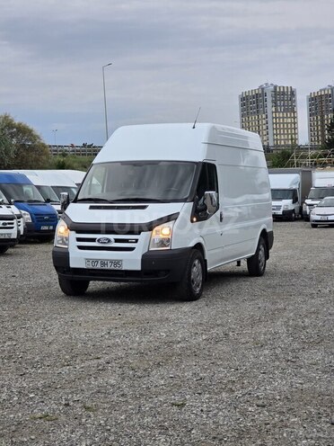 Ford Transit-1