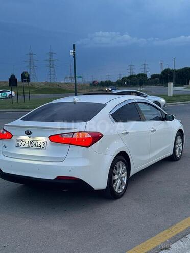 Kia Cerato-10