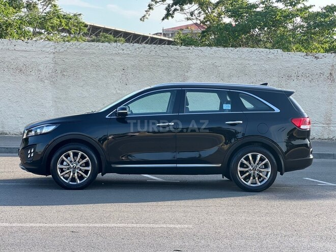 Kia Sorento-8