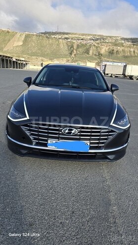 Hyundai Sonata-1