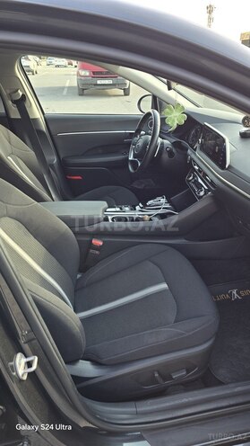 Hyundai Sonata-6