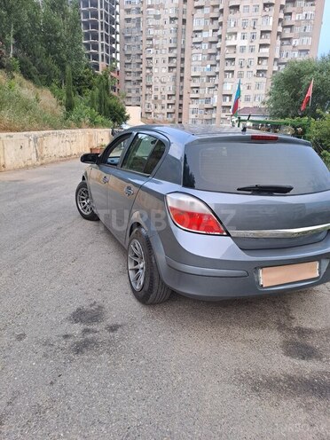 Opel Astra-10