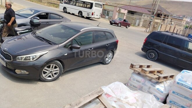 Kia Ceed SW-2