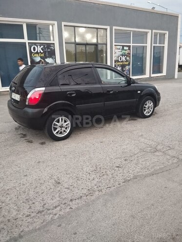 Kia Rio-11