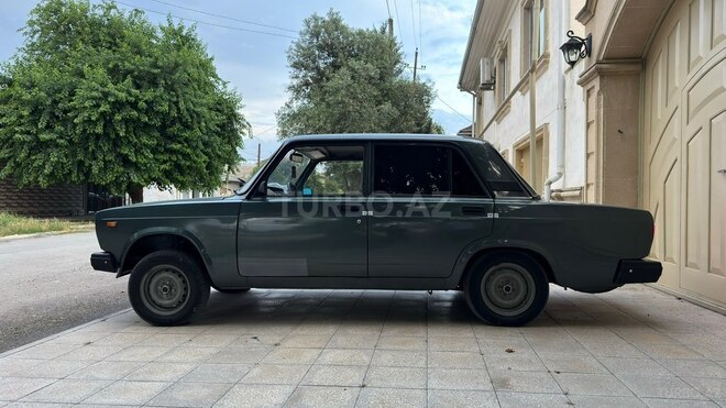 LADA (VAZ) 2107-5