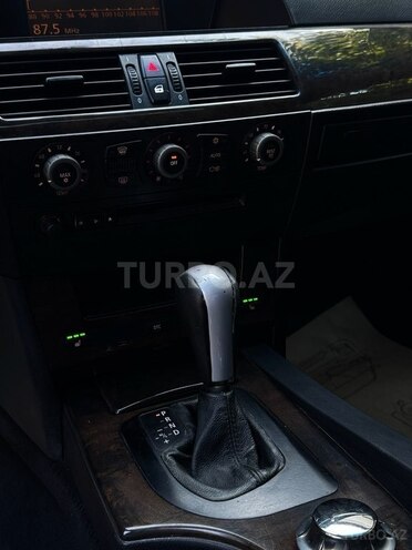 BMW 525-17