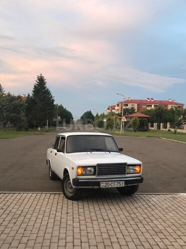 LADA (VAZ) 2107-4