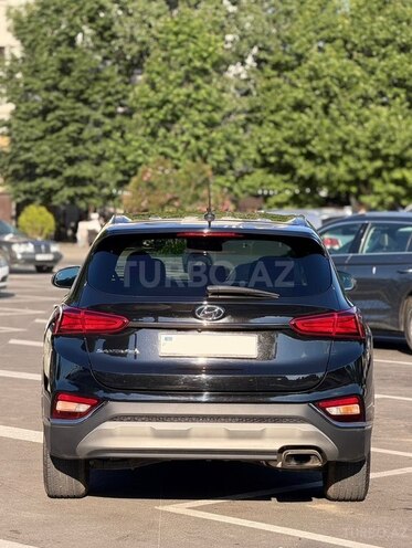 Hyundai Santa Fe-8