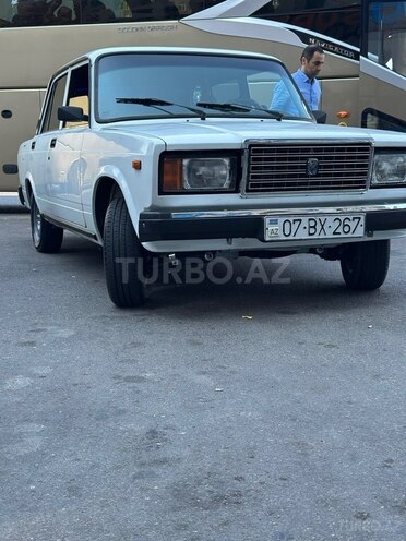 LADA (VAZ) 2107-17