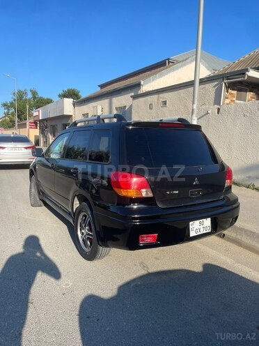 Mitsubishi Outlander-9