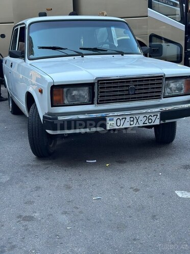 LADA (VAZ) 2107-4