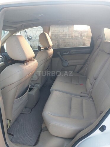 Honda CR-V-11