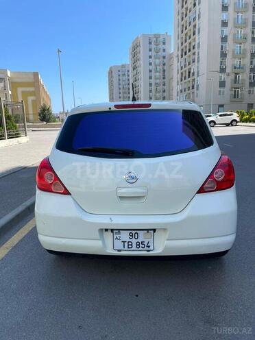 Nissan Tiida-2