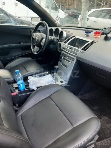 Nissan Maxima-5