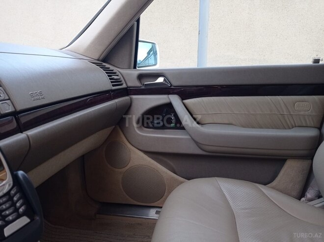Mercedes S 320-11