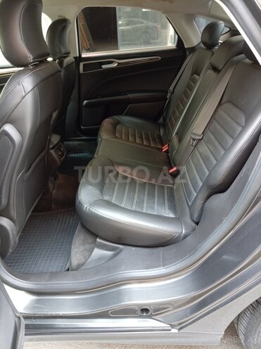 Ford Fusion (North America)-5