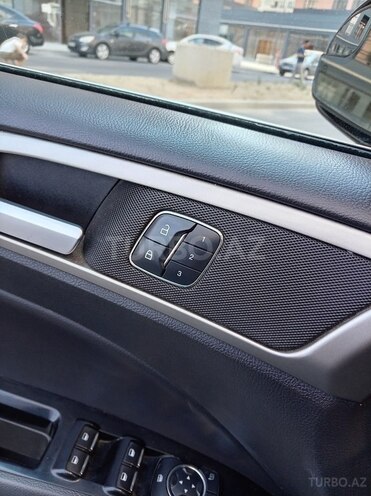 Ford Fusion (North America)-12