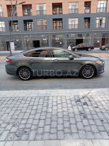 Ford Fusion (North America)-4