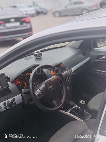 Opel Astra-2