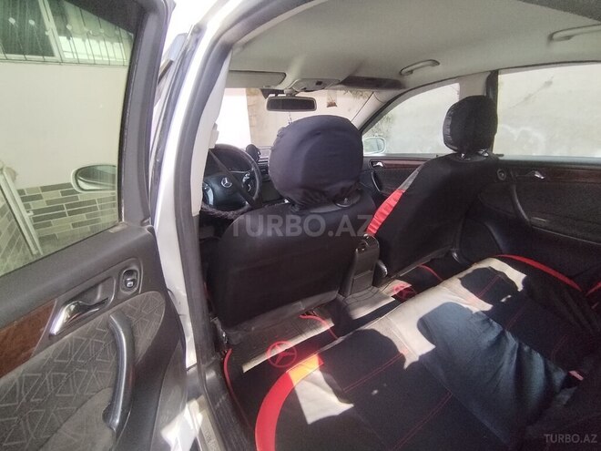 Mercedes C 320-5