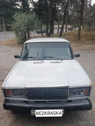 LADA (VAZ) 2107-1