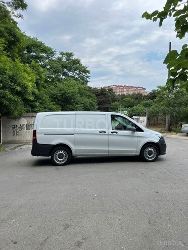 Mercedes Vito-2