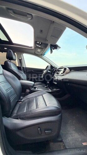 Kia Sorento-4