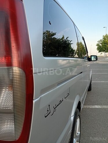 Mercedes Viano-5