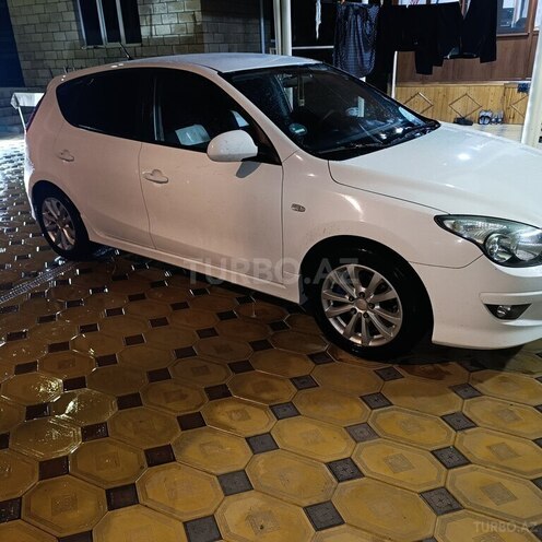 Hyundai i30-3